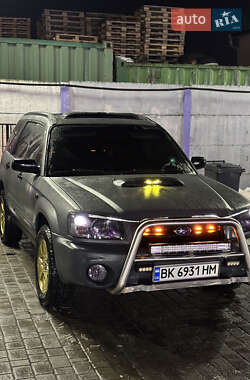 Внедорожник / Кроссовер Subaru Forester 2004 в Ровно