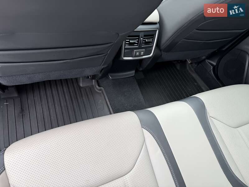 Позашляховик / Кросовер Subaru Forester 2022 в Білій Церкві