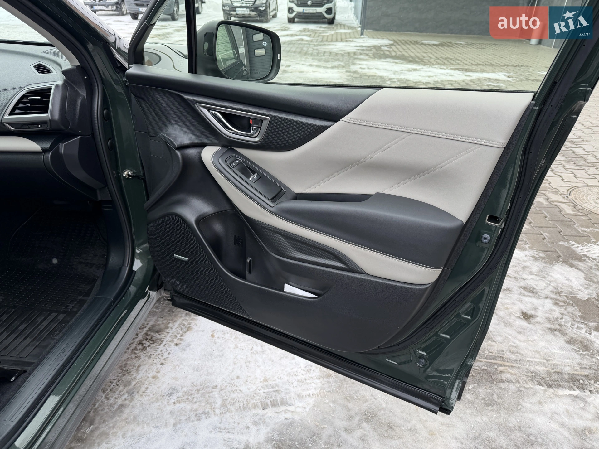 2022 Subaru Forester - мініатюра 38