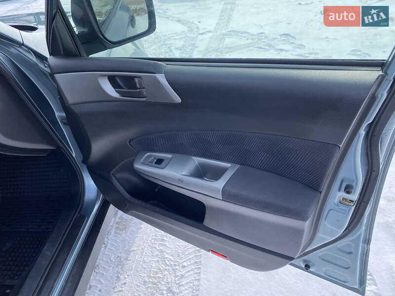 Позашляховик / Кросовер Subaru Forester 2008 в Львові