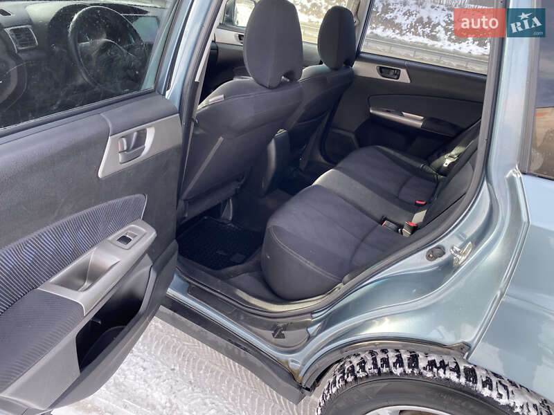Позашляховик / Кросовер Subaru Forester 2008 в Львові