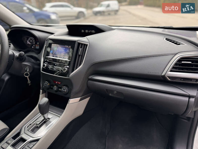 Позашляховик / Кросовер Subaru Forester 2018 в Ужгороді