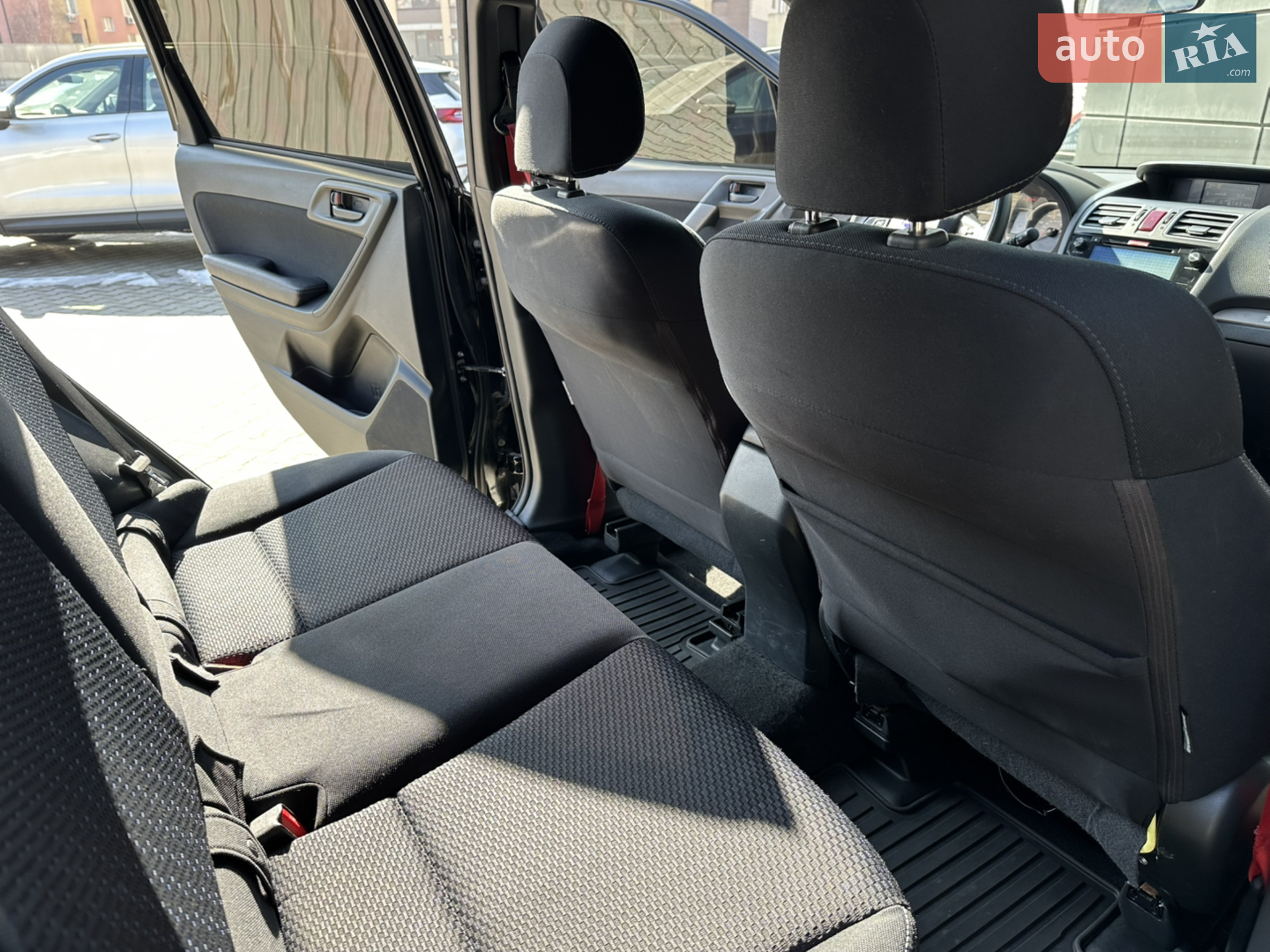 2016 Subaru Forester - мініатюра 25
