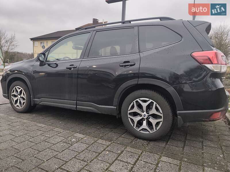 Позашляховик / Кросовер Subaru Forester 2020 в Обухові