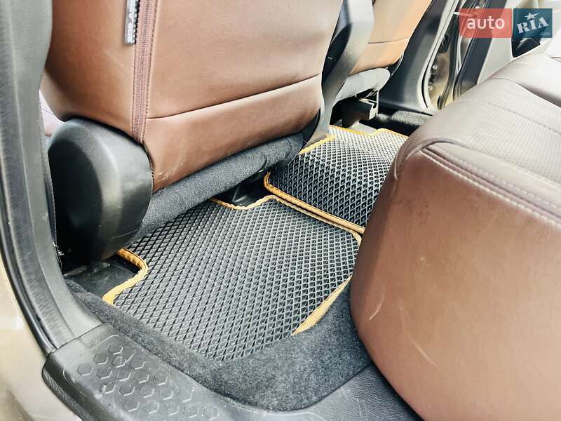 Внедорожник / Кроссовер Subaru Forester 2016 в Киеве фото 26 Внедорожник / Кроссовер Subaru Forester 2016 в Киеве