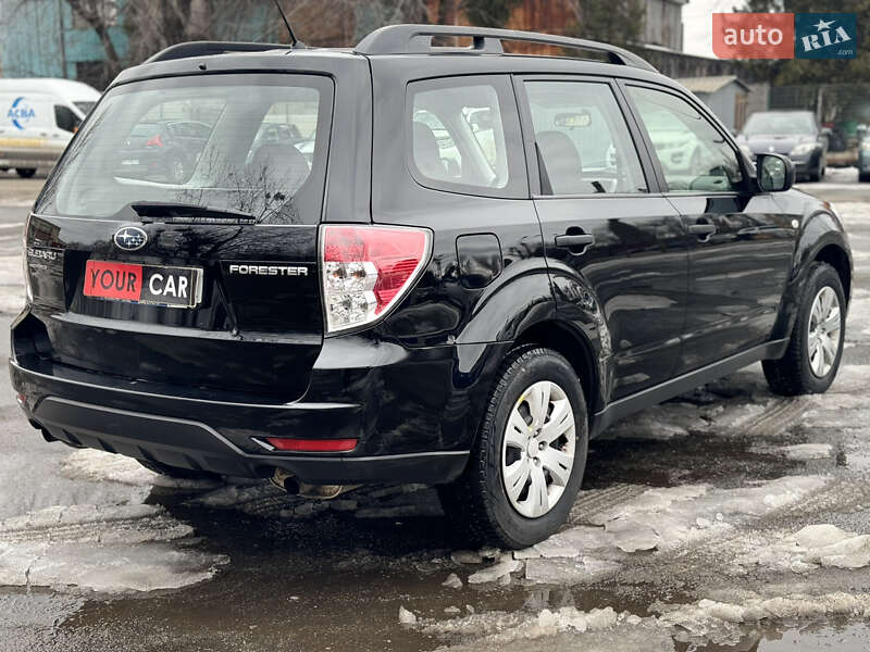 Позашляховик / Кросовер Subaru Forester 2011 в Києві