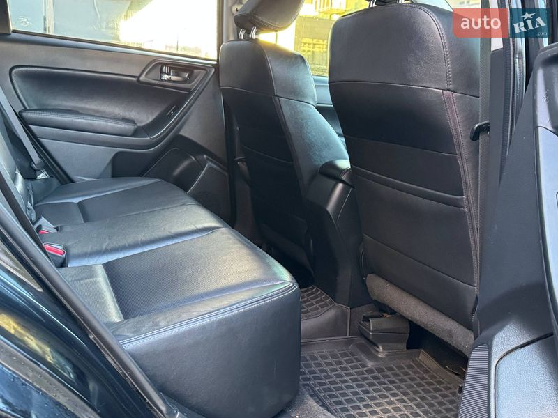 Внедорожник / Кроссовер Subaru Forester 2014 в Львове