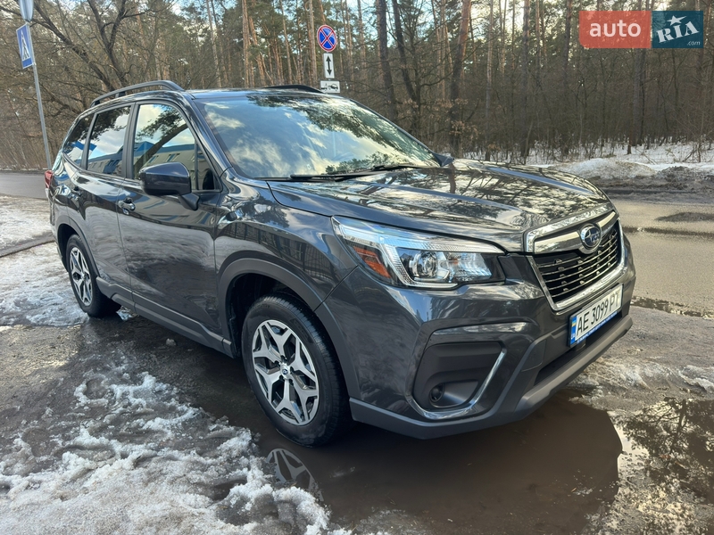 Внедорожник / Кроссовер Subaru Forester 2018 в Киеве