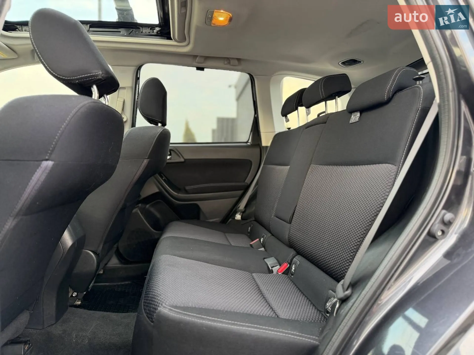 2015 Subaru Forester - мініатюра 18