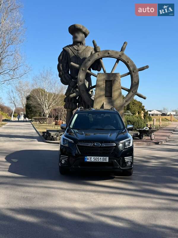 Внедорожник / Кроссовер Subaru Forester 2024 в Днепре