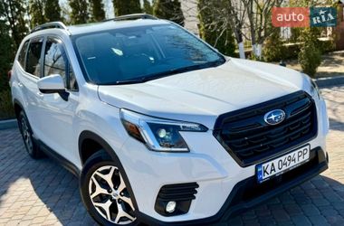 Внедорожник / Кроссовер Subaru Forester 2024 в Киеве