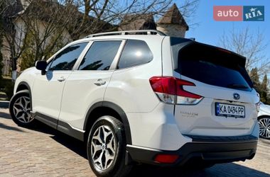 Внедорожник / Кроссовер Subaru Forester 2024 в Киеве