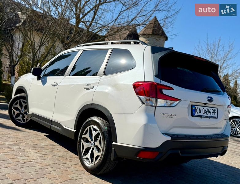Внедорожник / Кроссовер Subaru Forester 2024 в Киеве