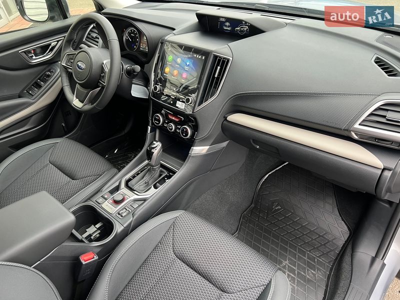 Внедорожник / Кроссовер Subaru Forester 2024 в Киеве