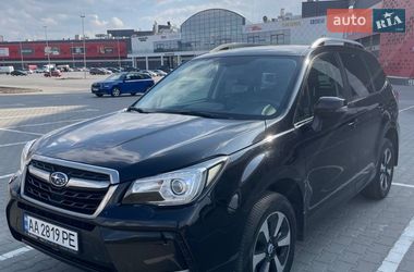 Позашляховик / Кросовер Subaru Forester 2016 в Києві