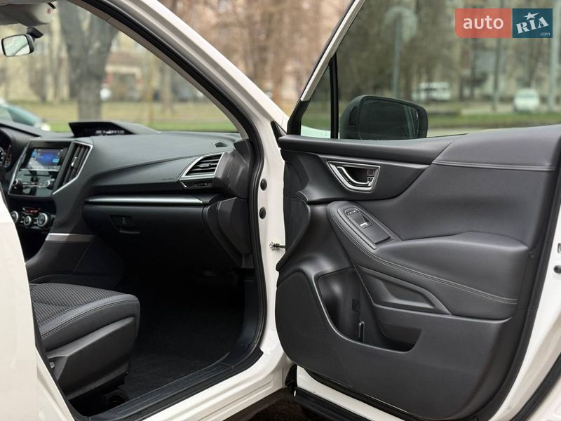 Внедорожник / Кроссовер Subaru Forester 2020 в Ивано-Франковске