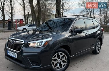 Позашляховик / Кросовер Subaru Forester 2018 в Києві