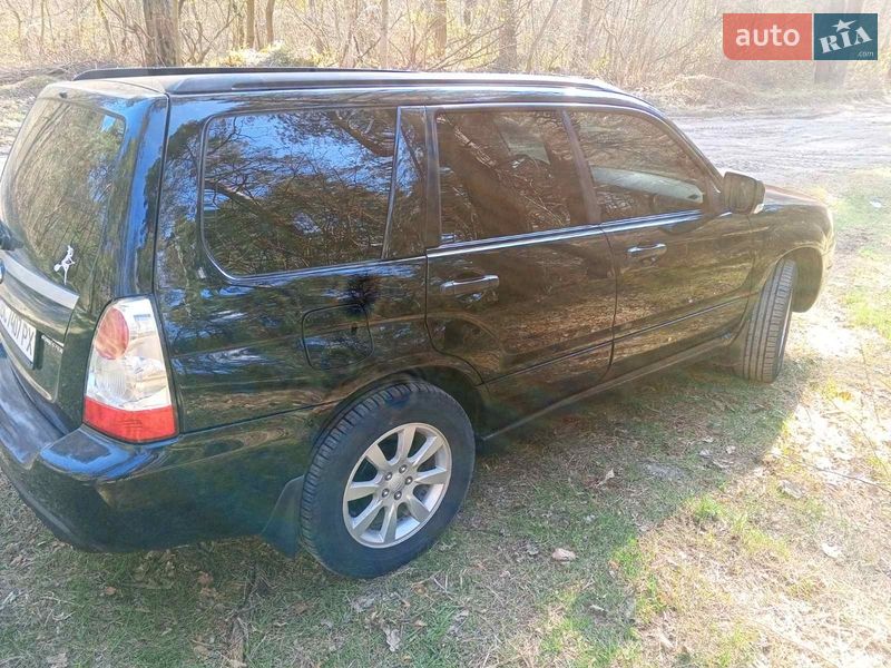 Позашляховик / Кросовер Subaru Forester 2007 в Новояворівську