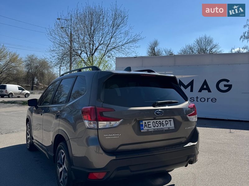 Позашляховик / Кросовер Subaru Forester 2020 в Дніпрі