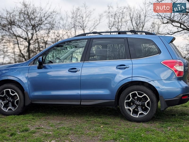 Внедорожник / Кроссовер Subaru Forester 2015 в Харькове