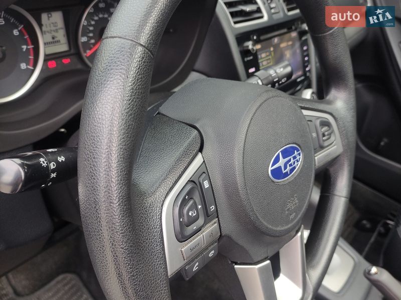 Внедорожник / Кроссовер Subaru Forester 2017 в Днепре
