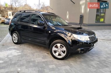 Позашляховик / Кросовер Subaru Forester 2009 в Львові