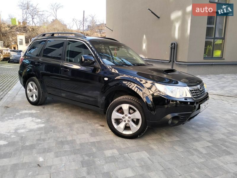 Позашляховик / Кросовер Subaru Forester 2009 в Львові