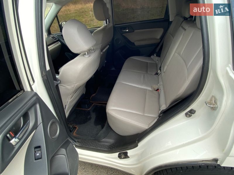 Внедорожник / Кроссовер Subaru Forester 2015 в Владимире