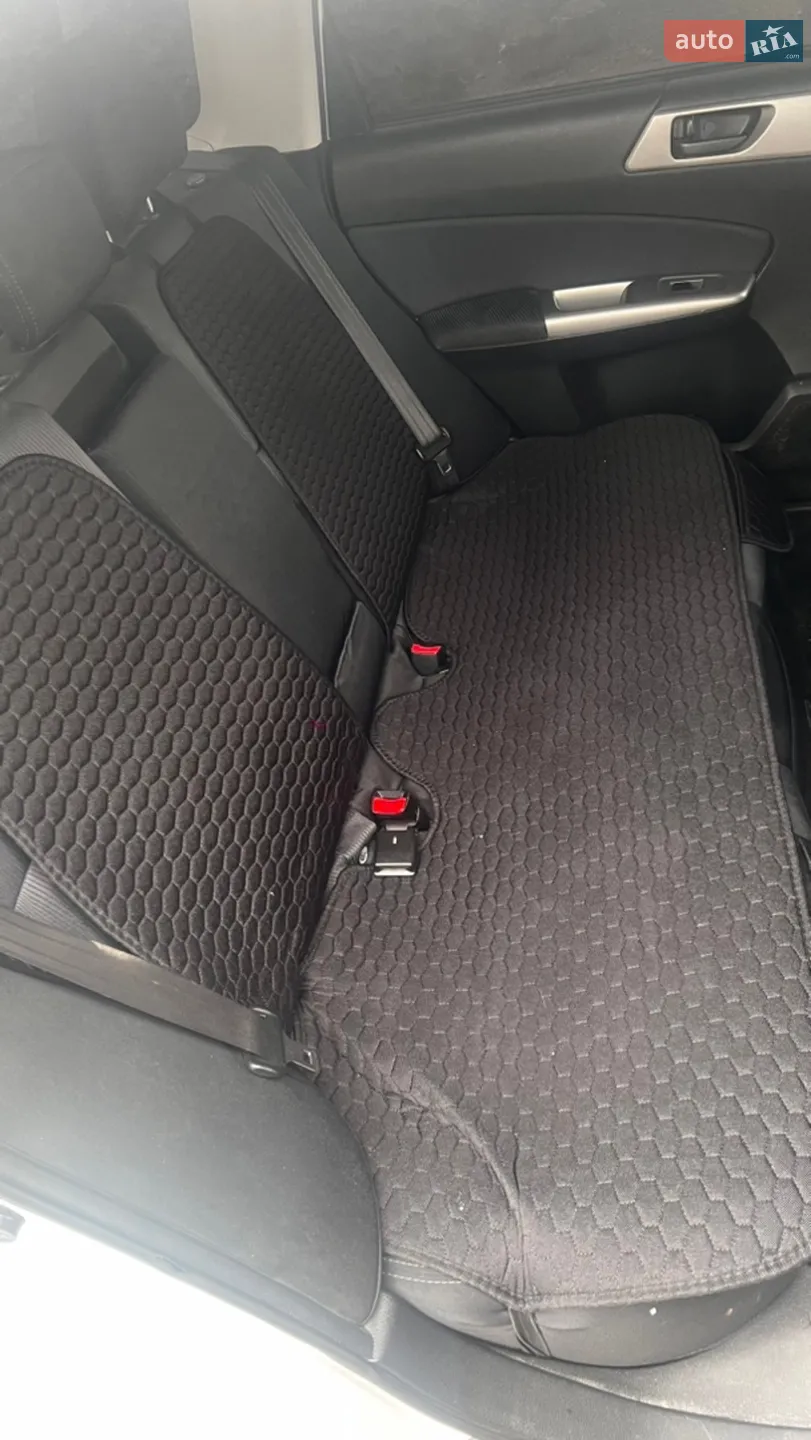 2010 Subaru Forester - мініатюра 11