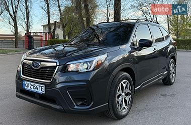Внедорожник / Кроссовер Subaru Forester 2018 в Киеве