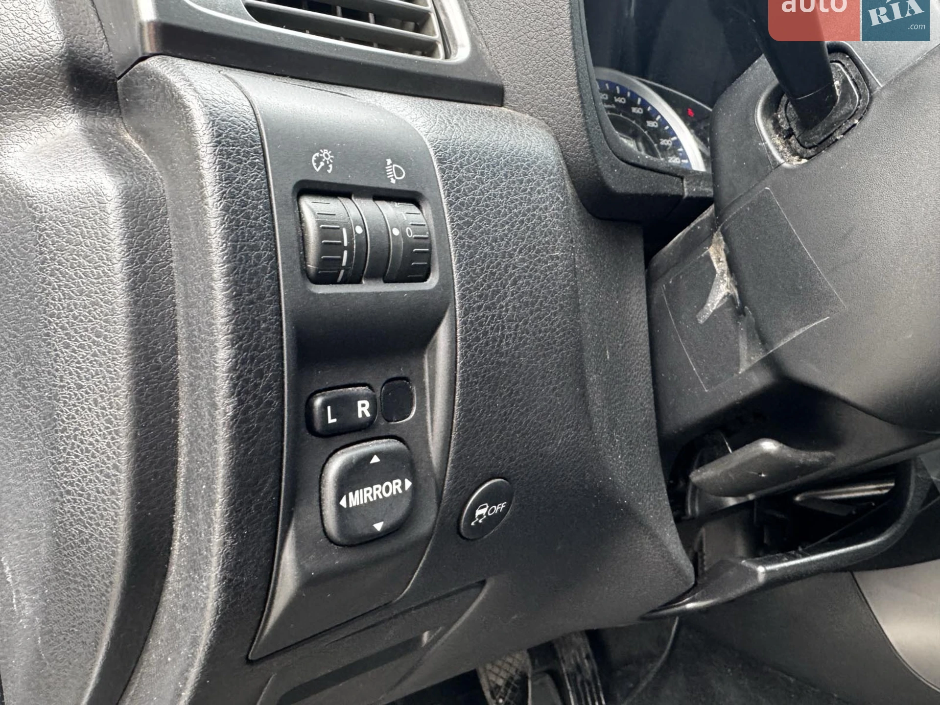 2011 Subaru Forester - мініатюра 13
