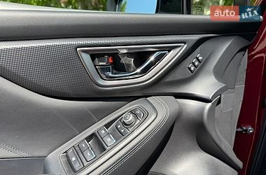 Внедорожник / Кроссовер Subaru Forester 2018 в Киеве