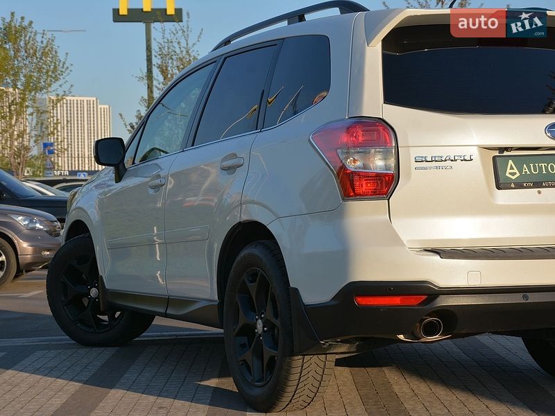 Внедорожник / Кроссовер Subaru Forester 2014 в Киеве