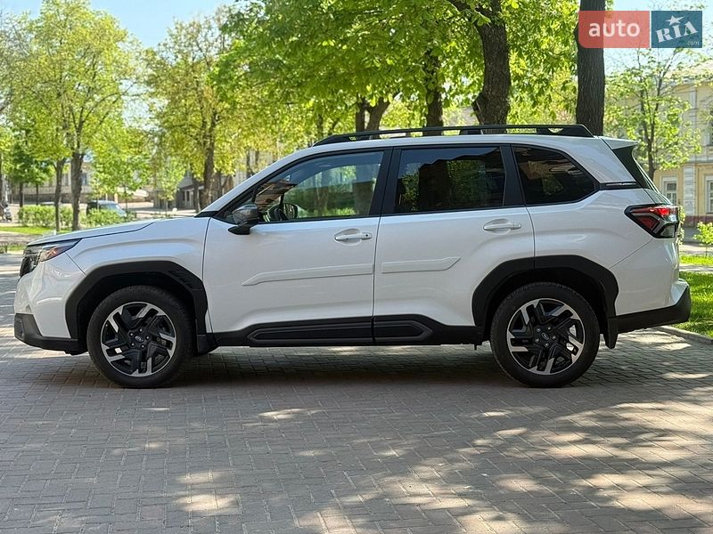 Внедорожник / Кроссовер Subaru Forester 2024 в Сумах