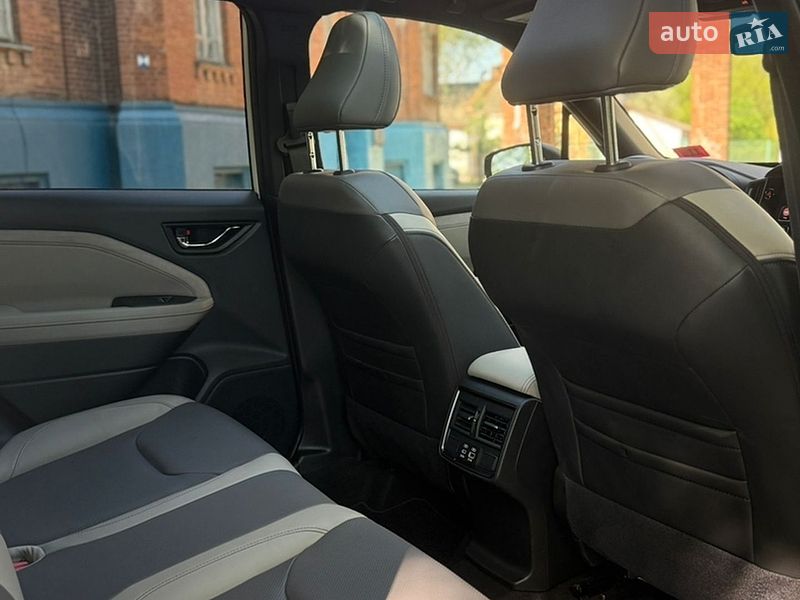 Внедорожник / Кроссовер Subaru Forester 2024 в Сумах