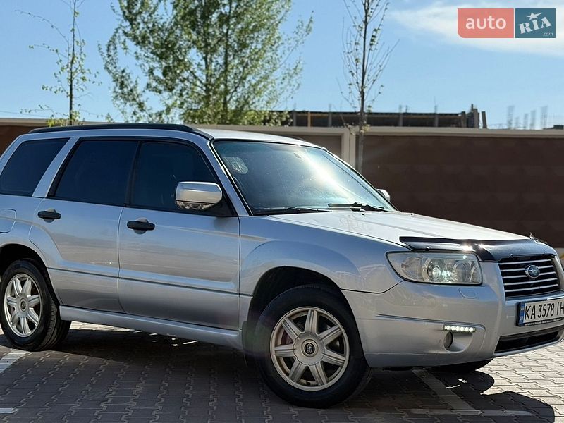 Внедорожник / Кроссовер Subaru Forester 2006 в Киеве