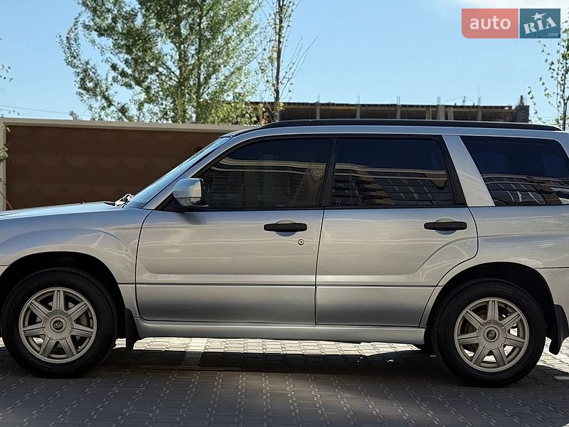 Внедорожник / Кроссовер Subaru Forester 2006 в Киеве