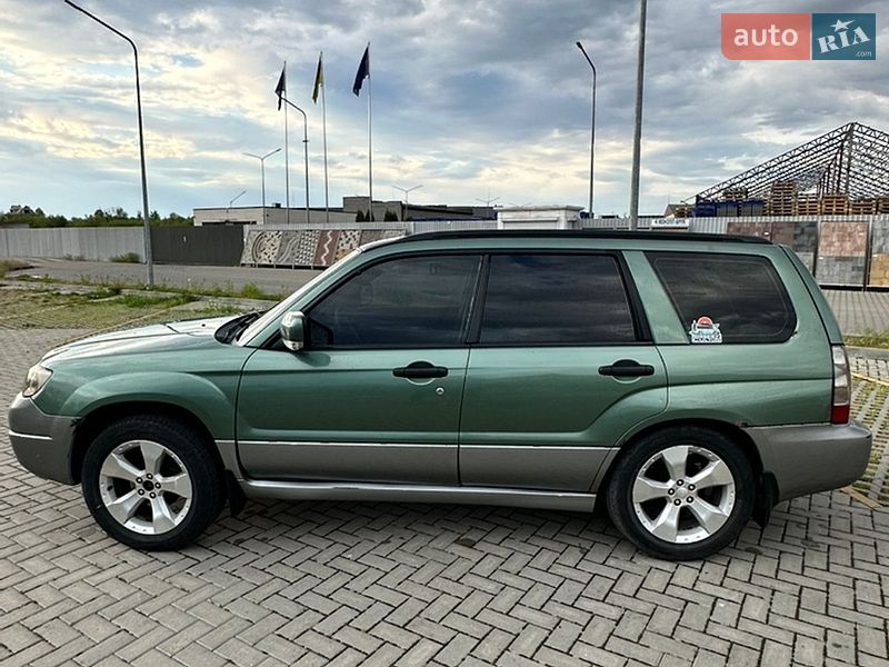 Внедорожник / Кроссовер Subaru Forester 2006 в Снятине