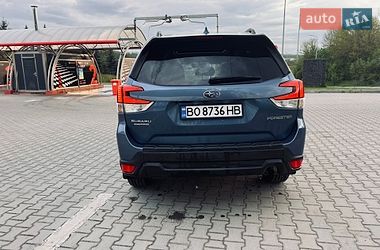 Внедорожник / Кроссовер Subaru Forester 2022 в Тернополе