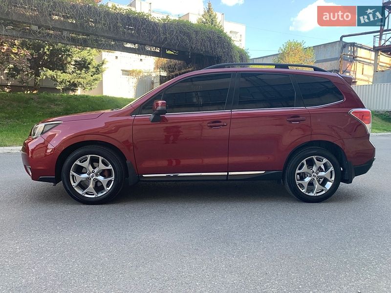 Внедорожник / Кроссовер Subaru Forester 2016 в Днепре