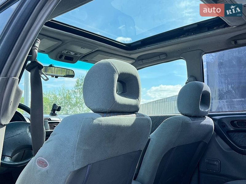 Внедорожник / Кроссовер Subaru Forester 1998 в Буче