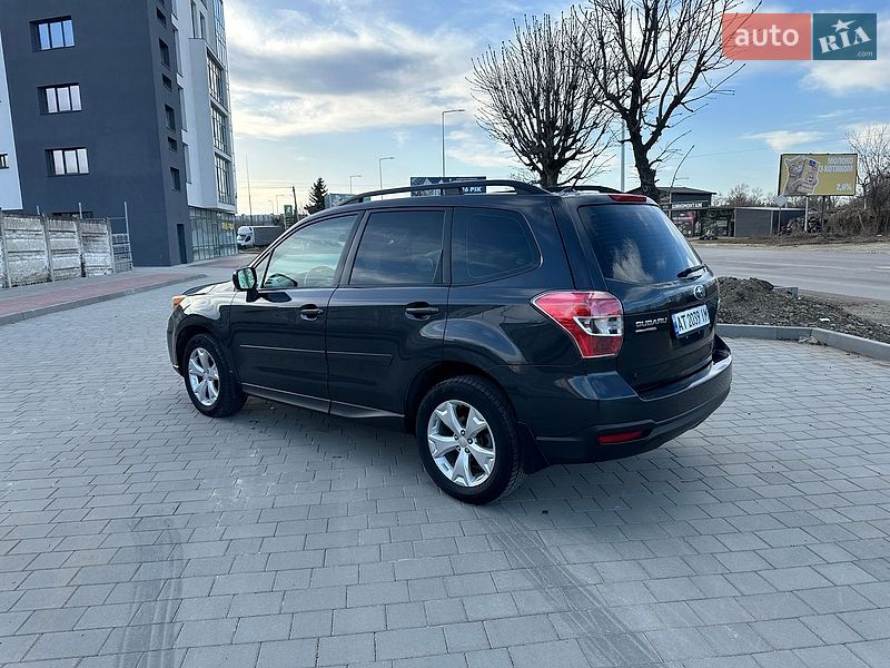 Внедорожник / Кроссовер Subaru Forester 2013 в Ивано-Франковске
