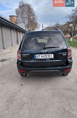 Внедорожник / Кроссовер Subaru Forester 2012 в Лановцах