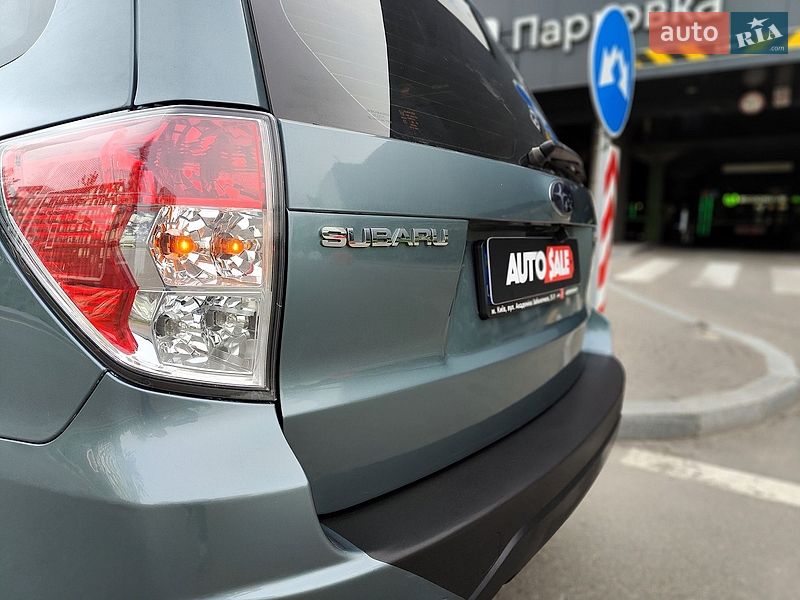 Внедорожник / Кроссовер Subaru Forester 2012 в Киеве