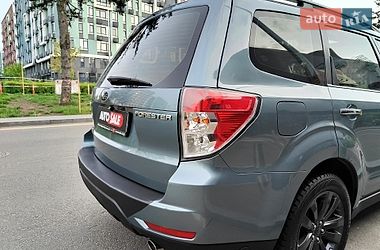 Внедорожник / Кроссовер Subaru Forester 2012 в Киеве