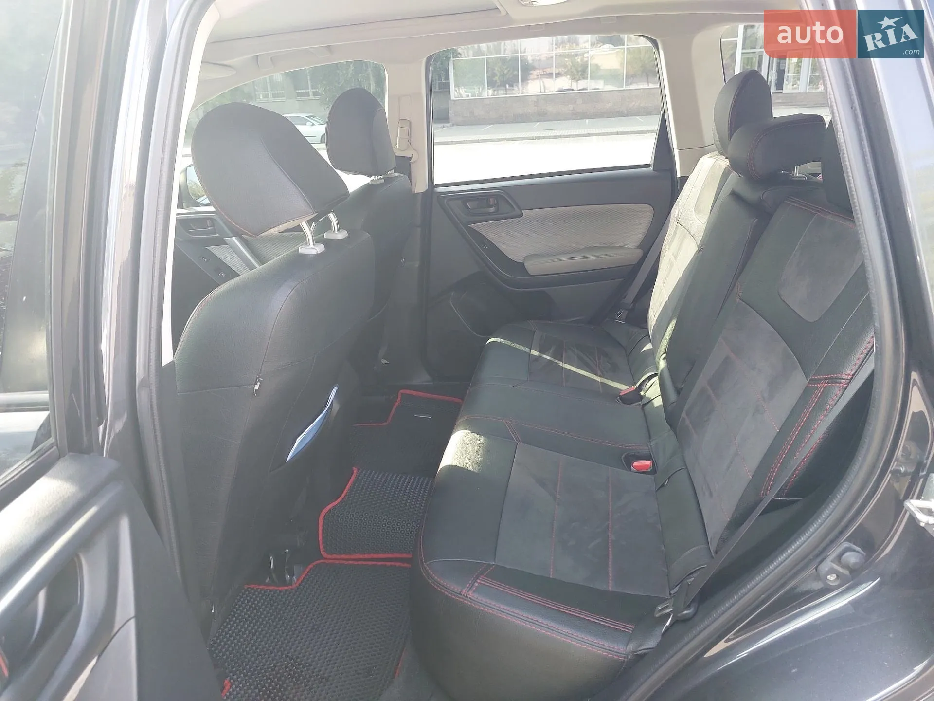 2017 Subaru Forester - мініатюра 19