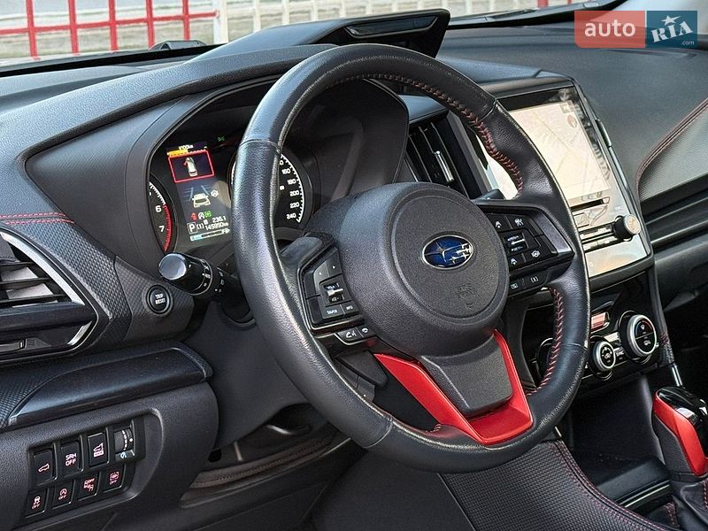 Внедорожник / Кроссовер Subaru Forester 2022 в Киеве