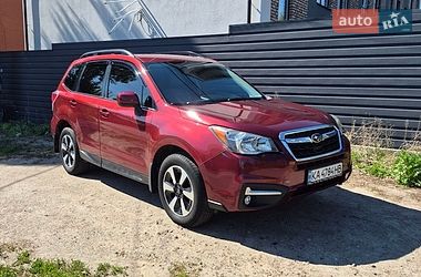 Позашляховик / Кросовер Subaru Forester 2016 в Києві