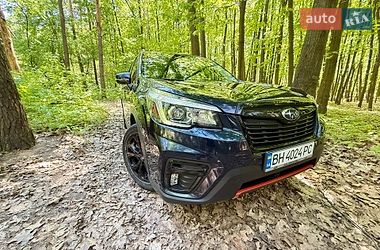 Позашляховик / Кросовер Subaru Forester 2018 в Києві