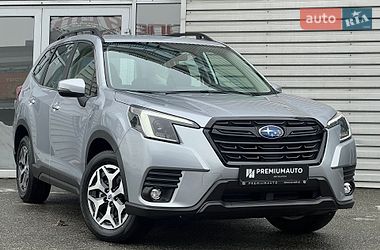 Внедорожник / Кроссовер Subaru Forester 2024 в Киеве
